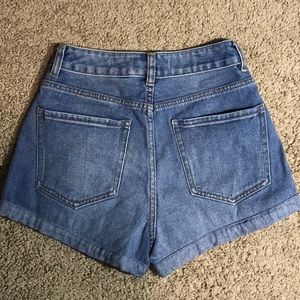 High-Waisted Bullhead Mom Shorts